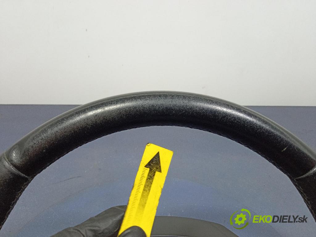 Ford Focus 2016 volant F1EB3600JG