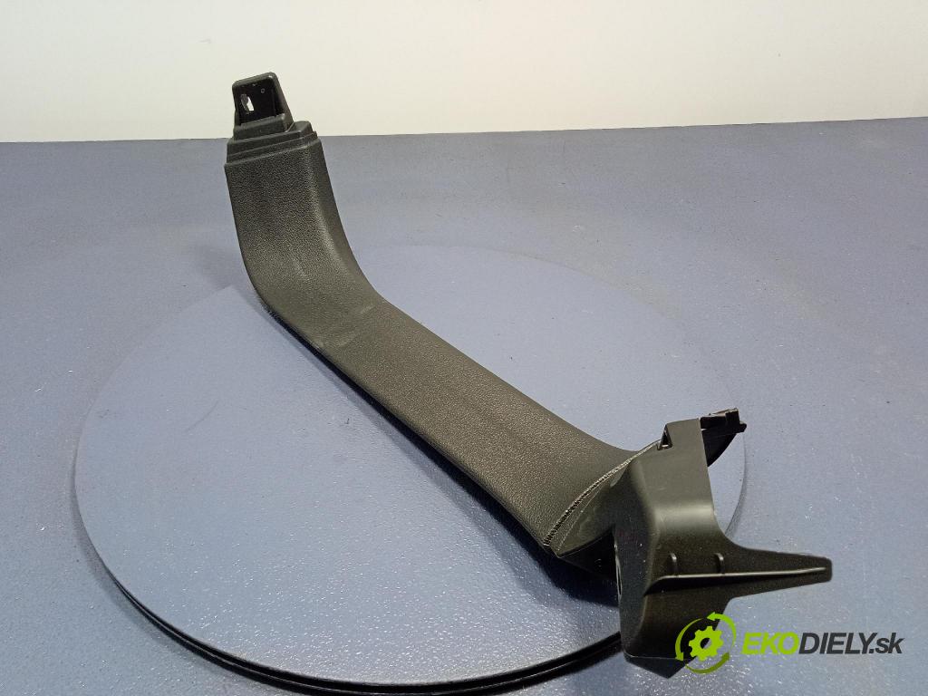 Audi Q7 2024 kryt Plast: Interiéry: 4M0867608F