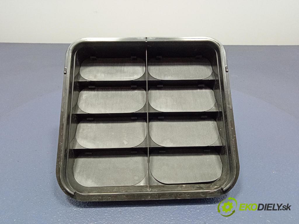 Audi Q7 2024 GRIDS: Prúd vzduchu: Vzduch: 4M0819181B