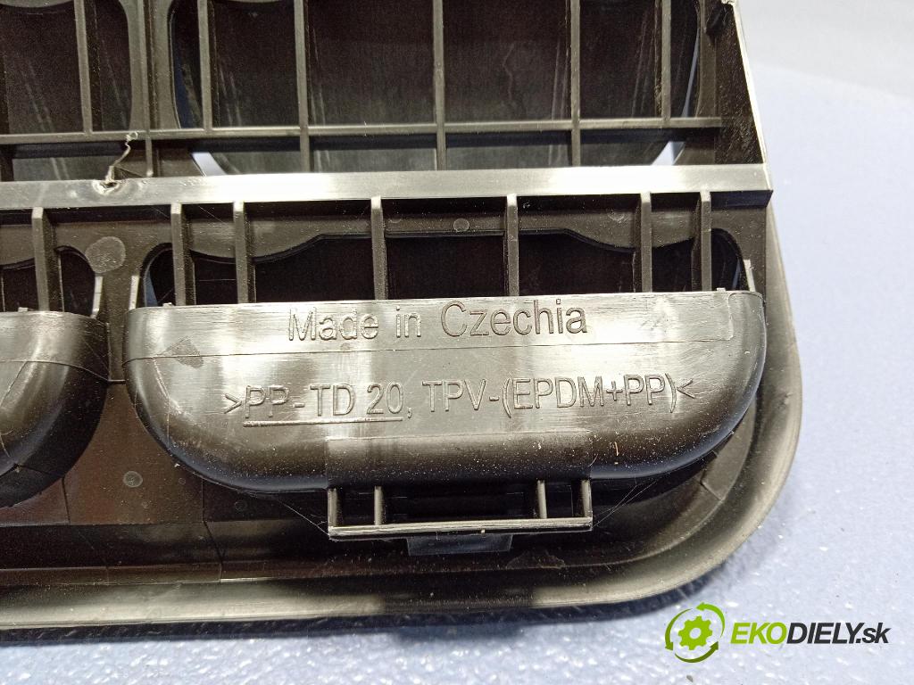 Audi Q7 2024 GRIDS: Prúd vzduchu: Vzduch: 4M0819181B