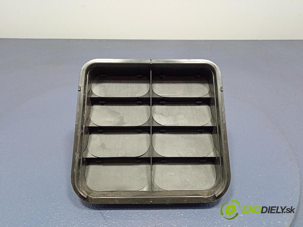 Audi Q7 2024 GRIDS: Prúd vzduchu: Vzduch: 4M0819181B