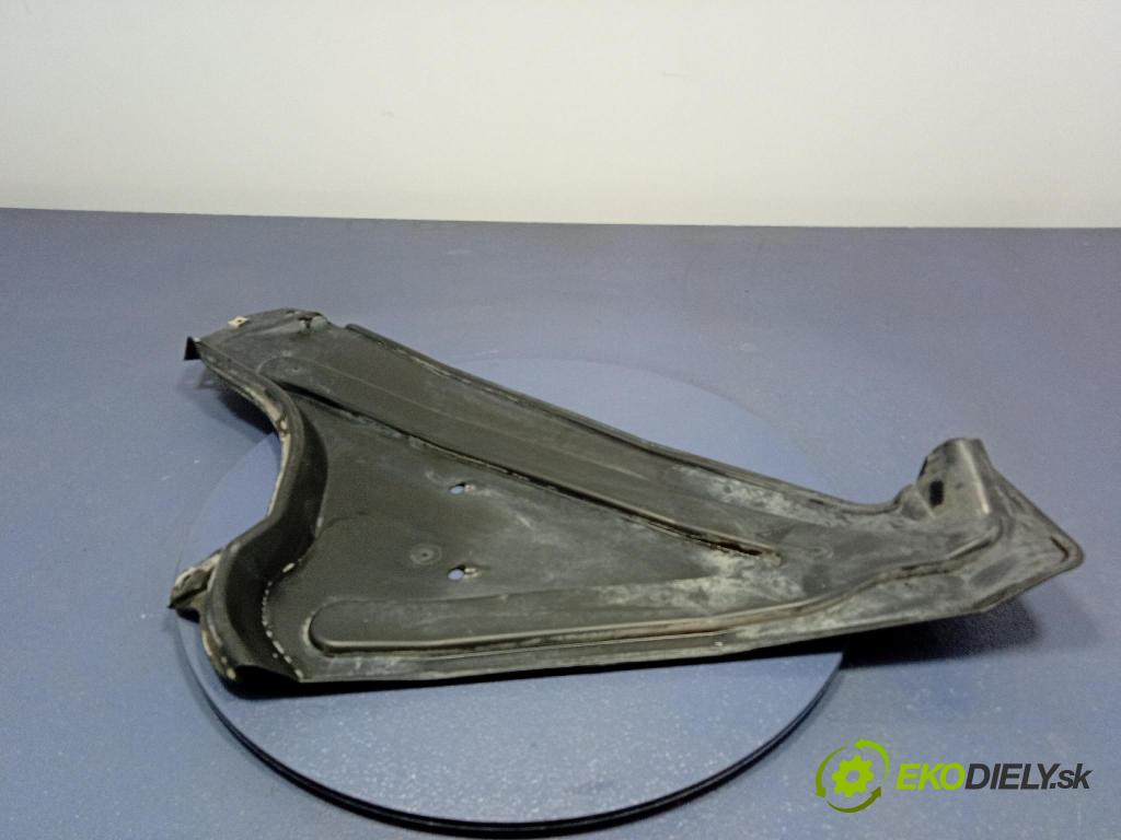 Audi Q7 2024 kryt Plast: podvozek: 4M0825219