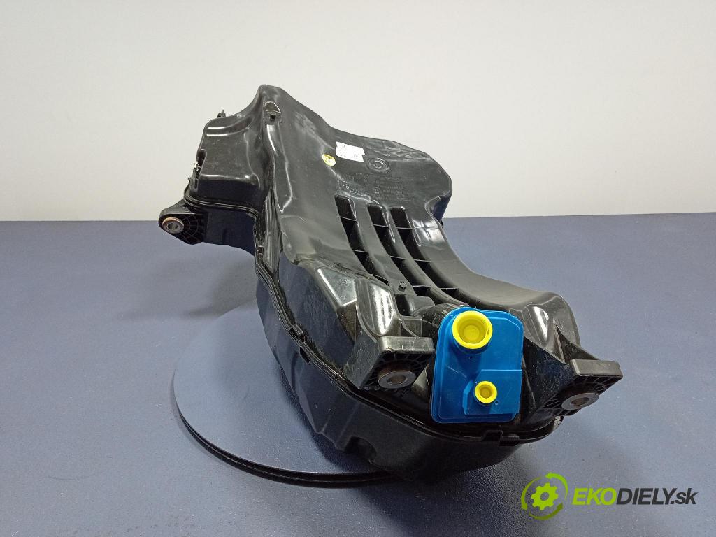 Audi Q7 2024 Nádrž: AdBlue 4M0131878CN