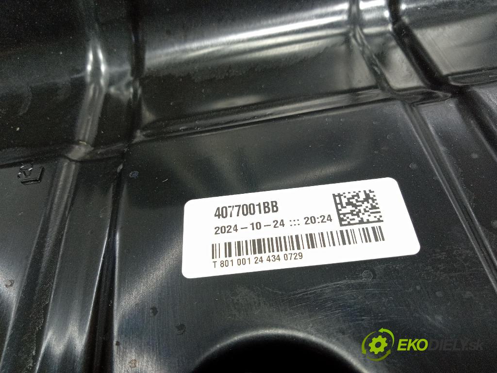 Audi Q7 2024 Nádrž: AdBlue: 4M0131878CN