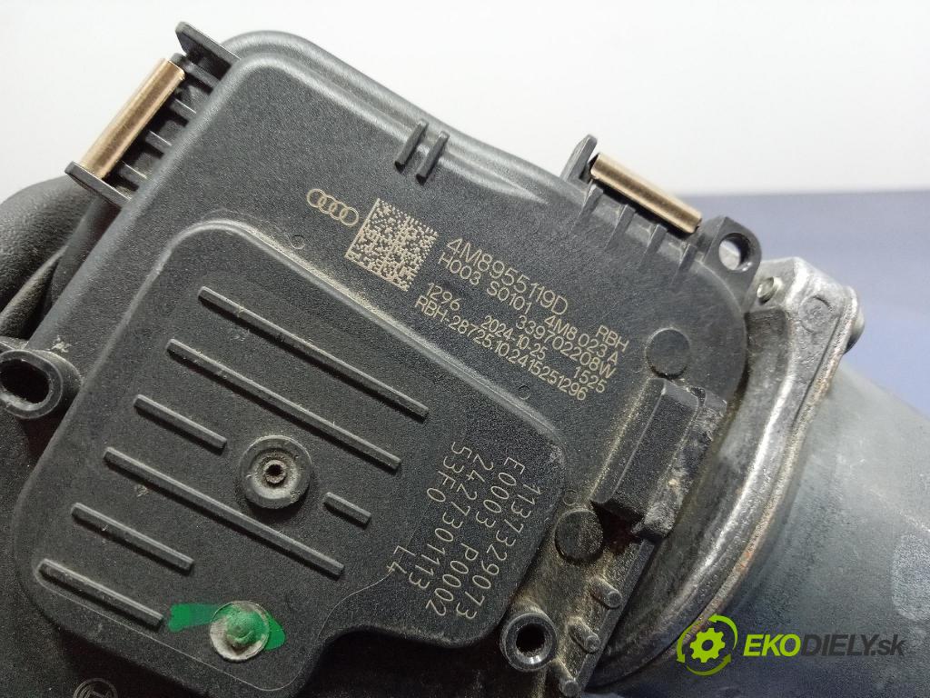 Audi Q7 2024 mechanizmus motor: Stierače: Predné 4M8955119D