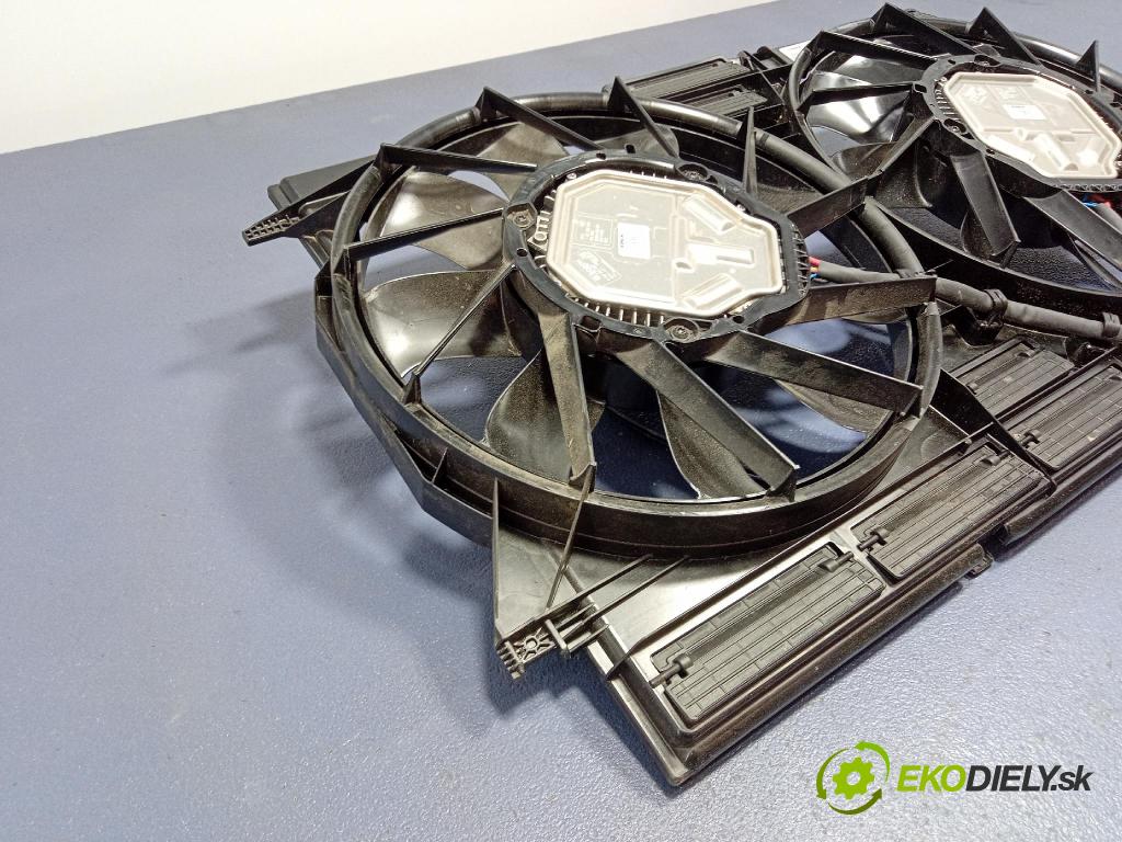 Audi Q7 2024 Ventilátor Chladič: 8W0121003D
