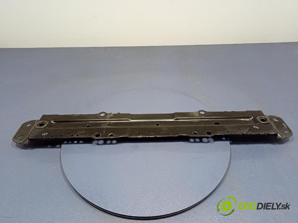 Audi Q7 2024 výstuha Predné: / pas predný 4M0801387M