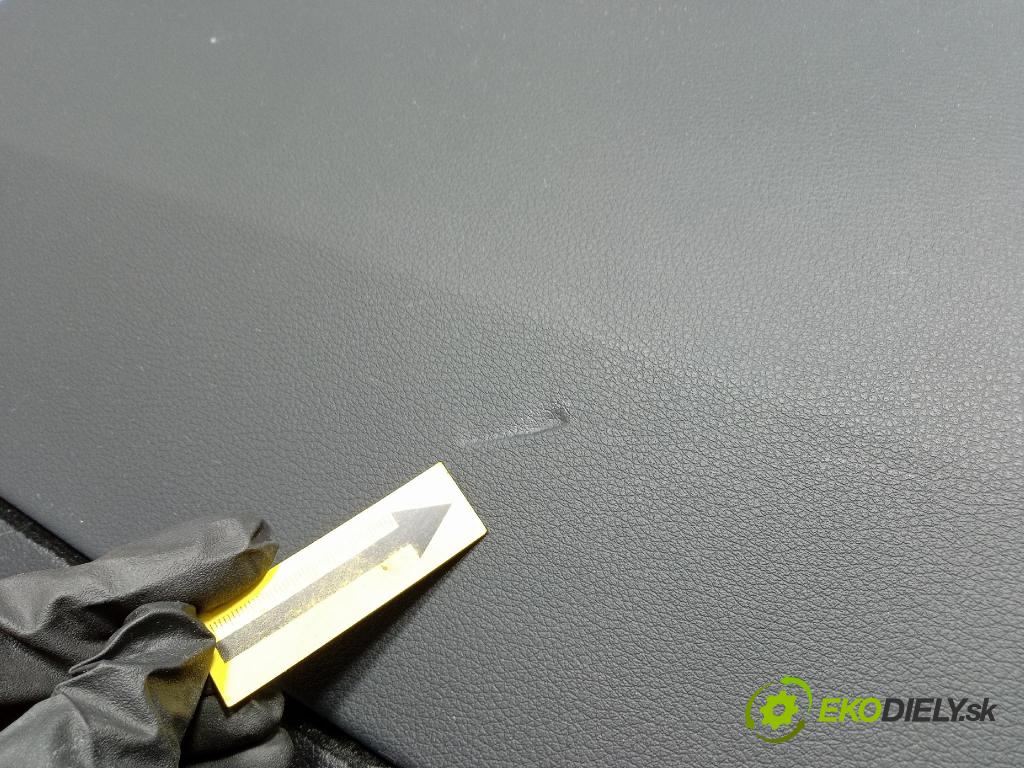 Audi Q7 2024 kastlík 4M8857035K