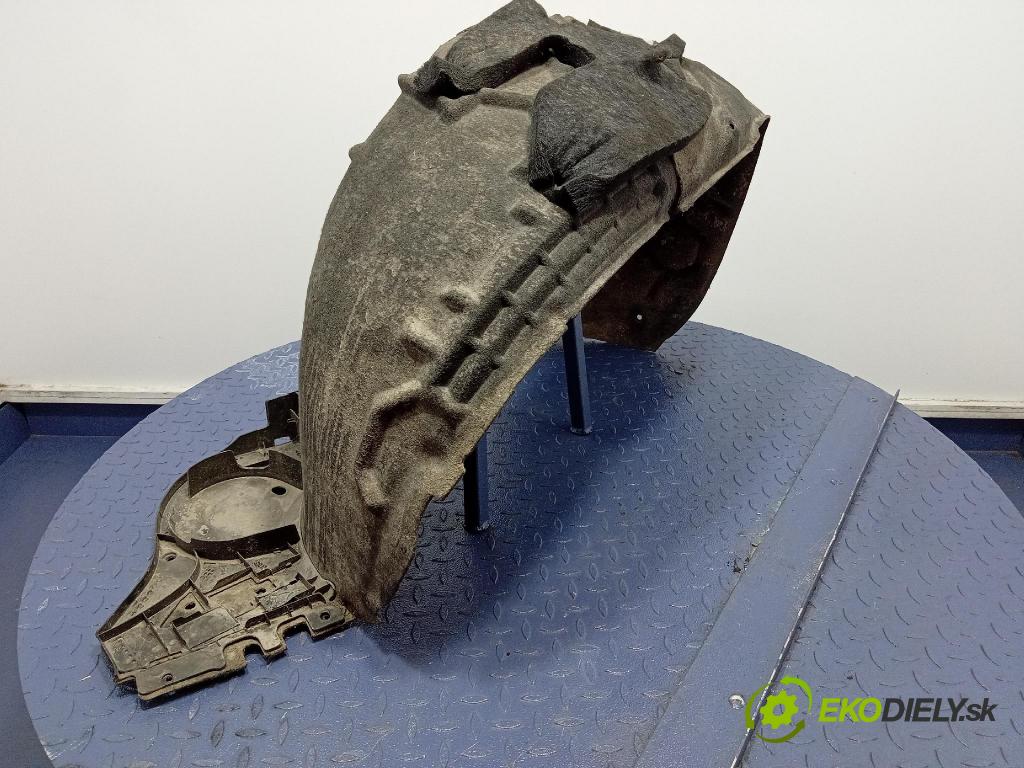 Audi Q7 2024 Blatník: plastický: zad 4M0810172K