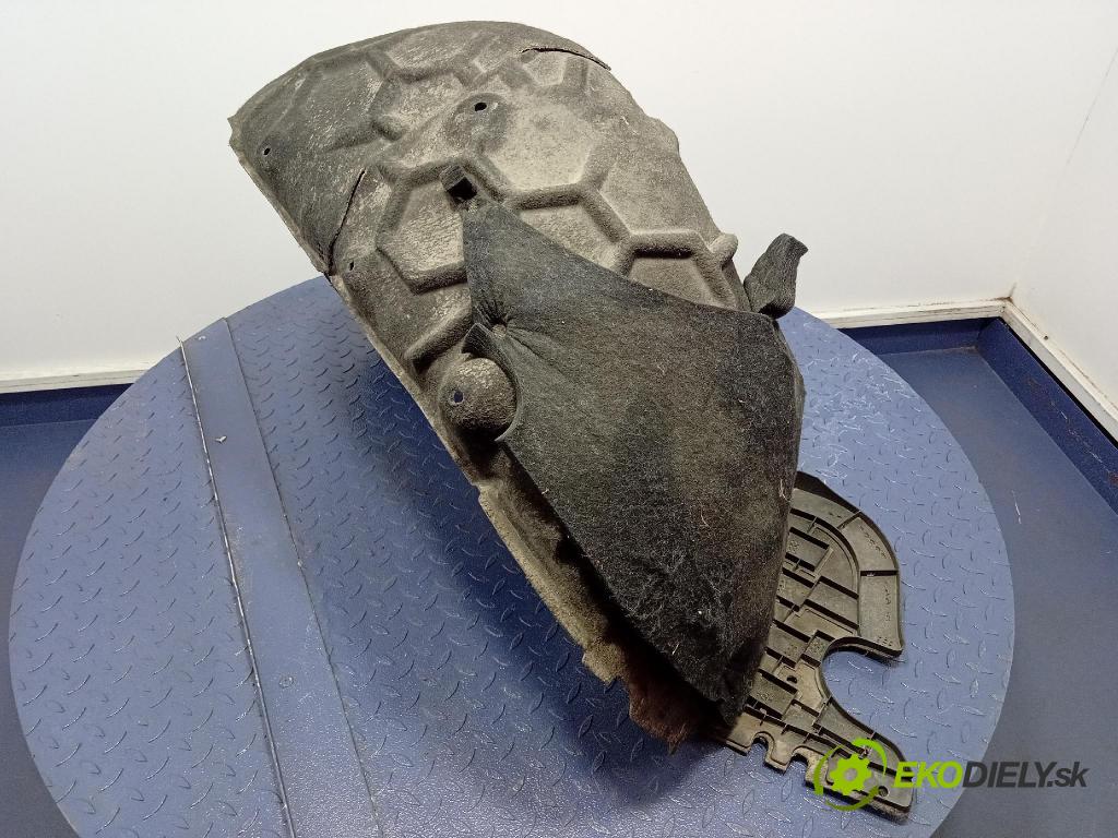 Audi Q7 2024 Blatník: plastický: zad 4M0810171J
