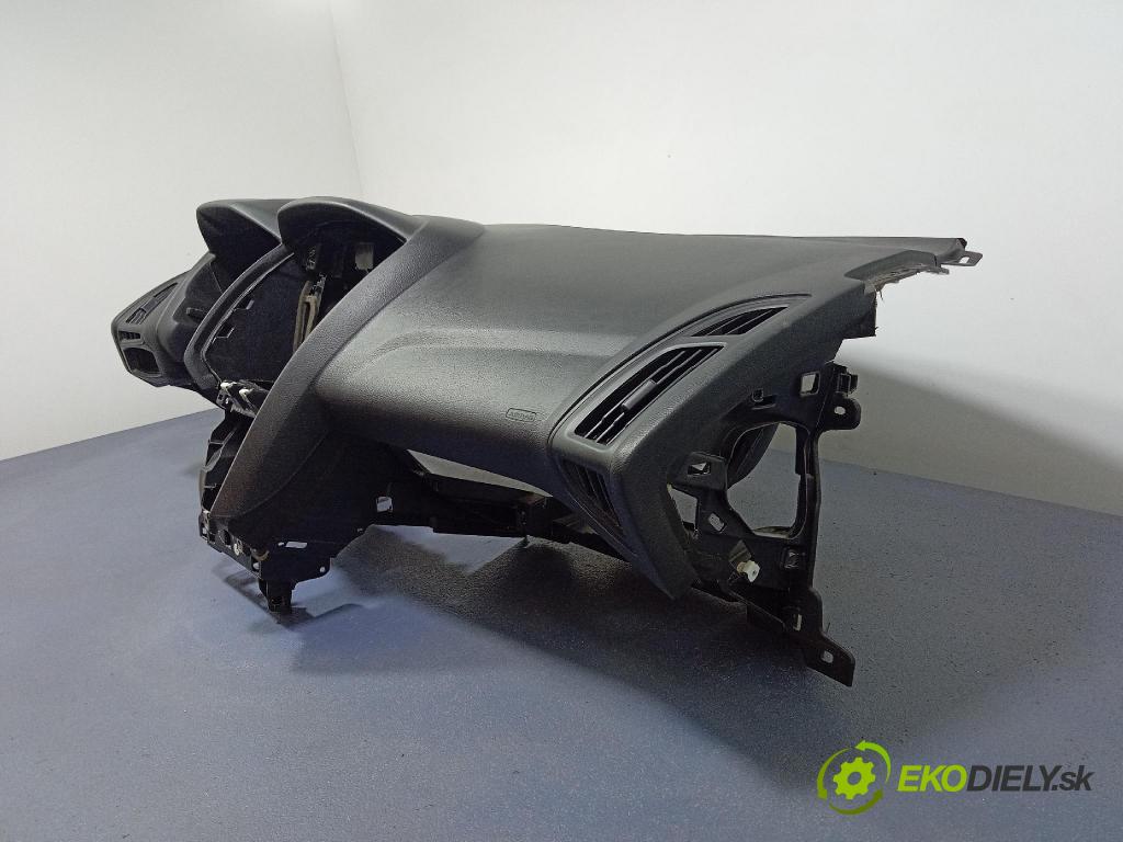Ford Focus 2016 kokpit,pristrojová doska F1EB-A04305-CB