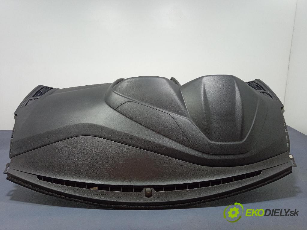 Ford Focus 2016 kokpit,pristrojová doska F1EB-A04305-CB