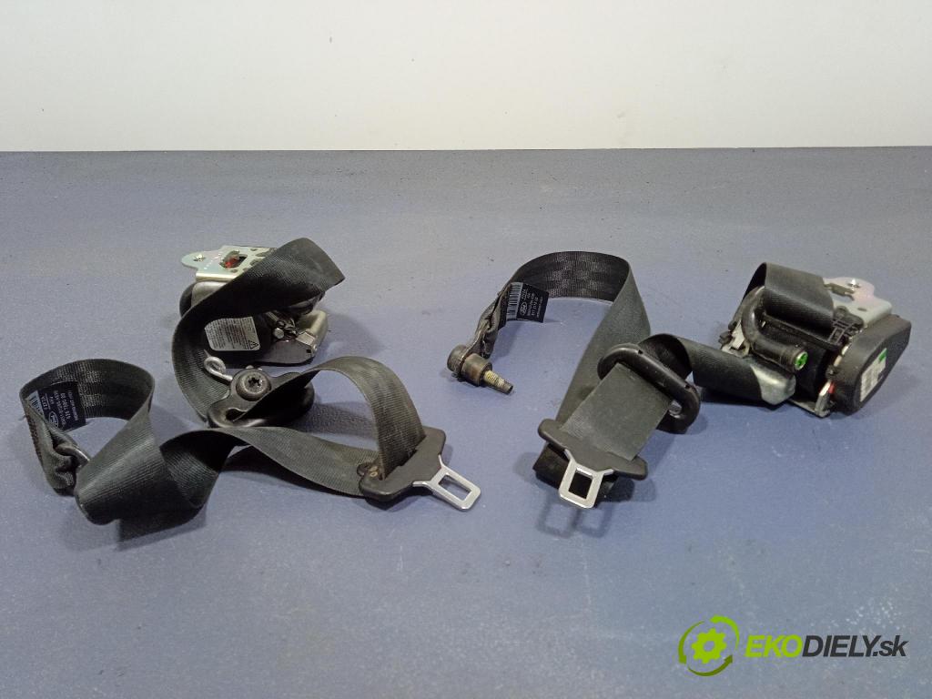 Ford Focus 2016 kokpit,pristrojová doska F1EB-A04305-CB