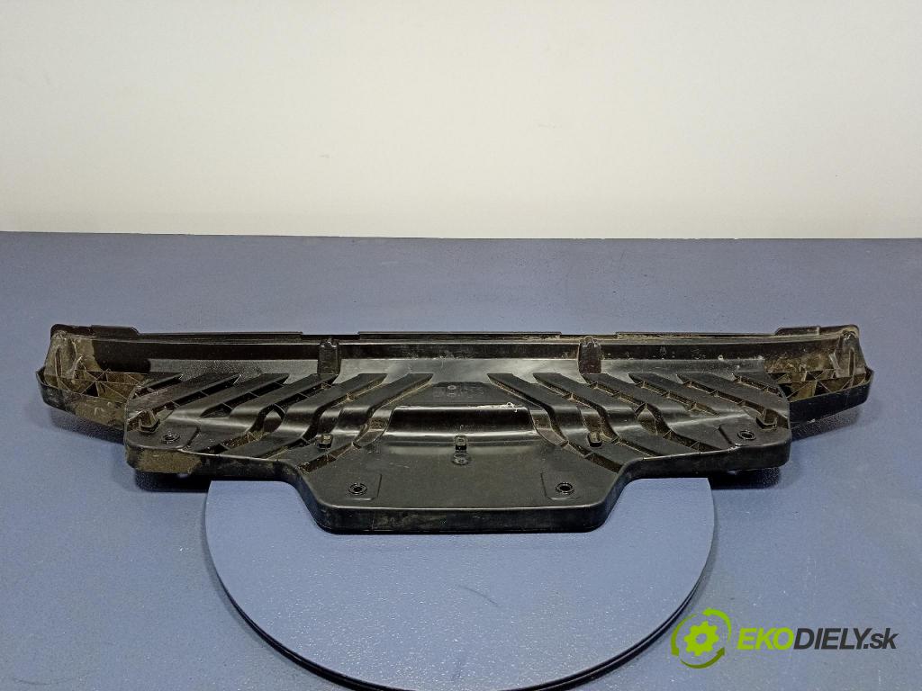 Audi Q7 2024 Upevnenie: narazník 4M0807329