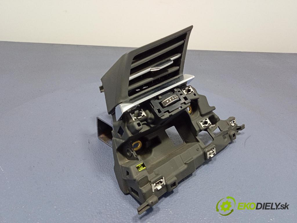 Audi Q7 2024 GRIDS: Prúd vzduchu: Vzduch: 4M8820901H