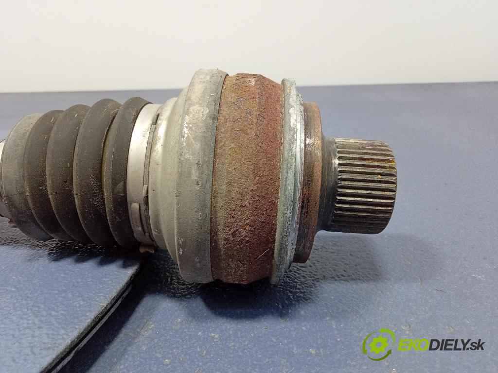 Audi Q7 2024 poloos Prava: zad 4M0501201D