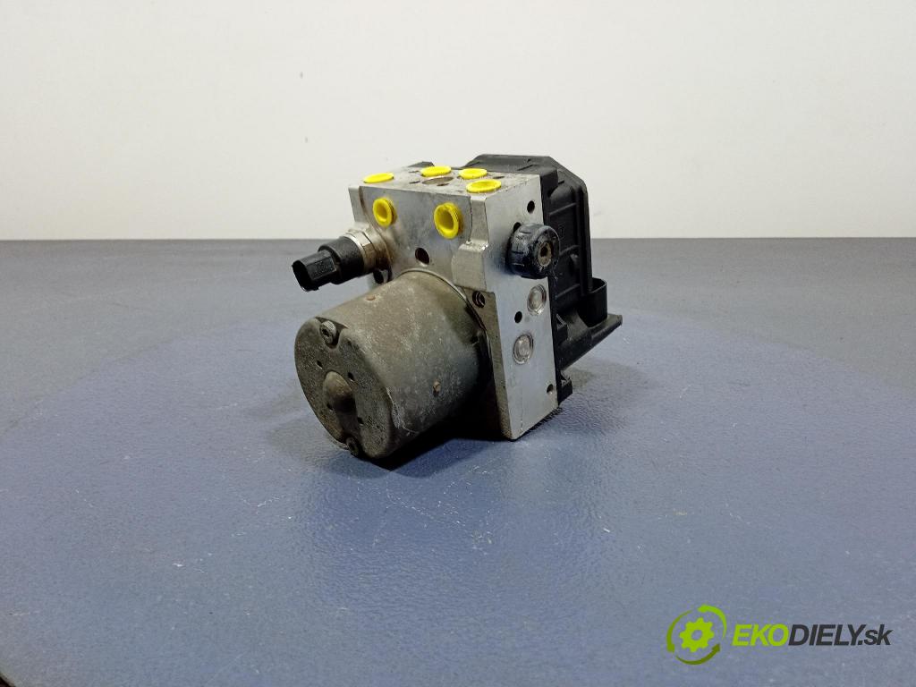 Audi A6 2003 čerpadlo ABS x 4B0614517G