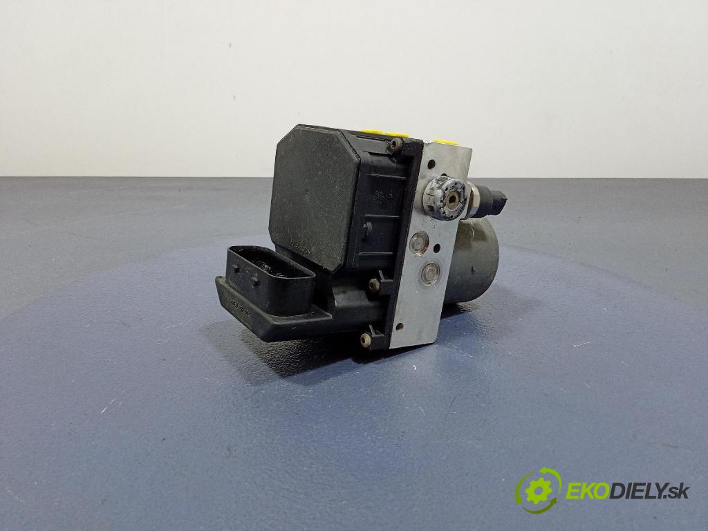 Audi A6 2003 čerpadlo ABS x 4B0614517G