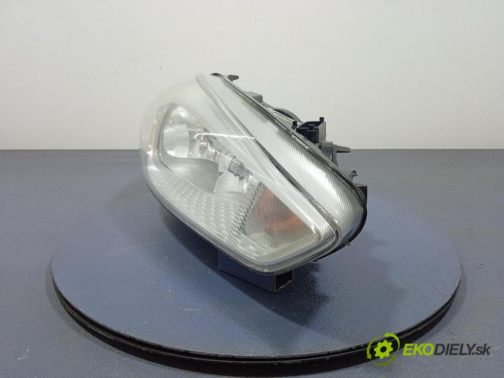 Ford Focus 2016 Reflektor: v pravo: F1EB-13W029-AE