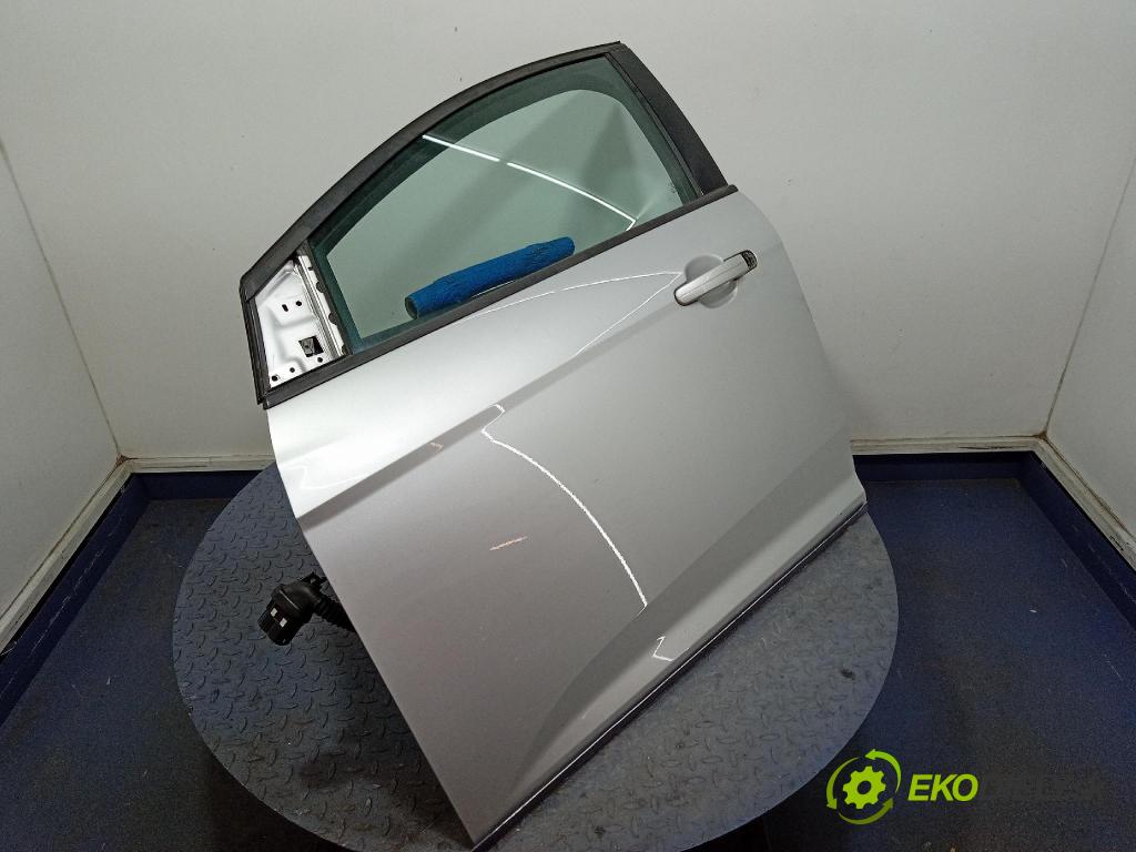 Ford Focus 2016 dvere Predné Vľavo: