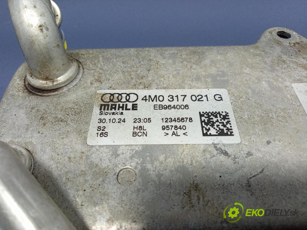 Audi Q7 2024 chladič oleja 4M0317021G