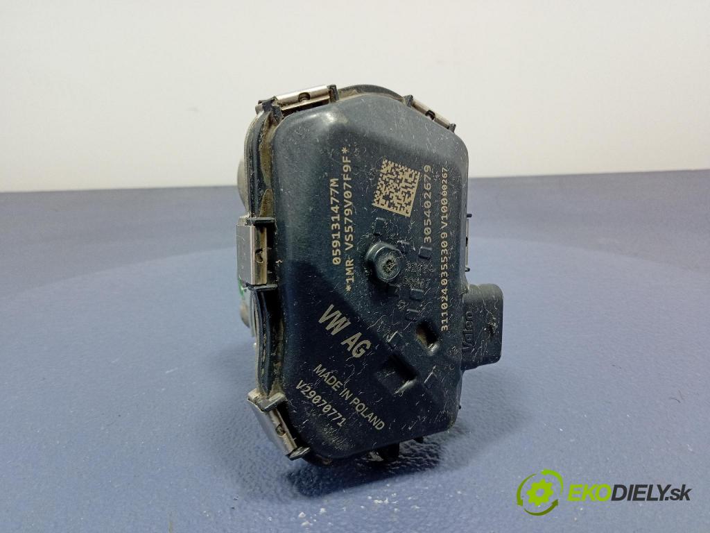 Audi Q7 2024 klapka 059131477M