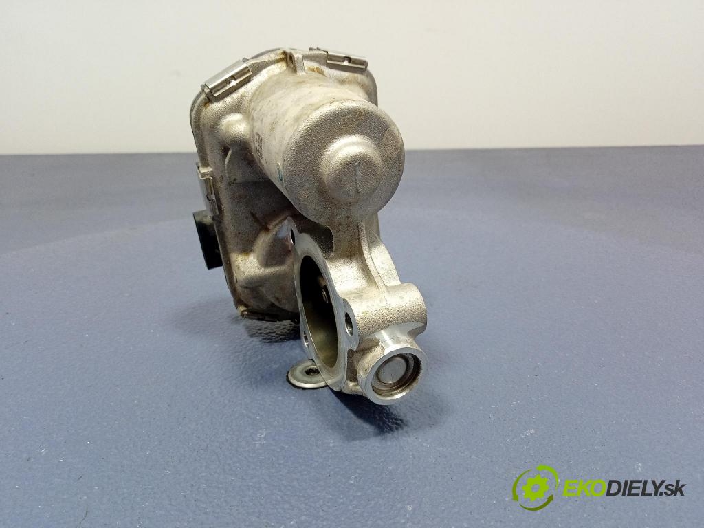 Audi Q7 2024 klapka 059131477M