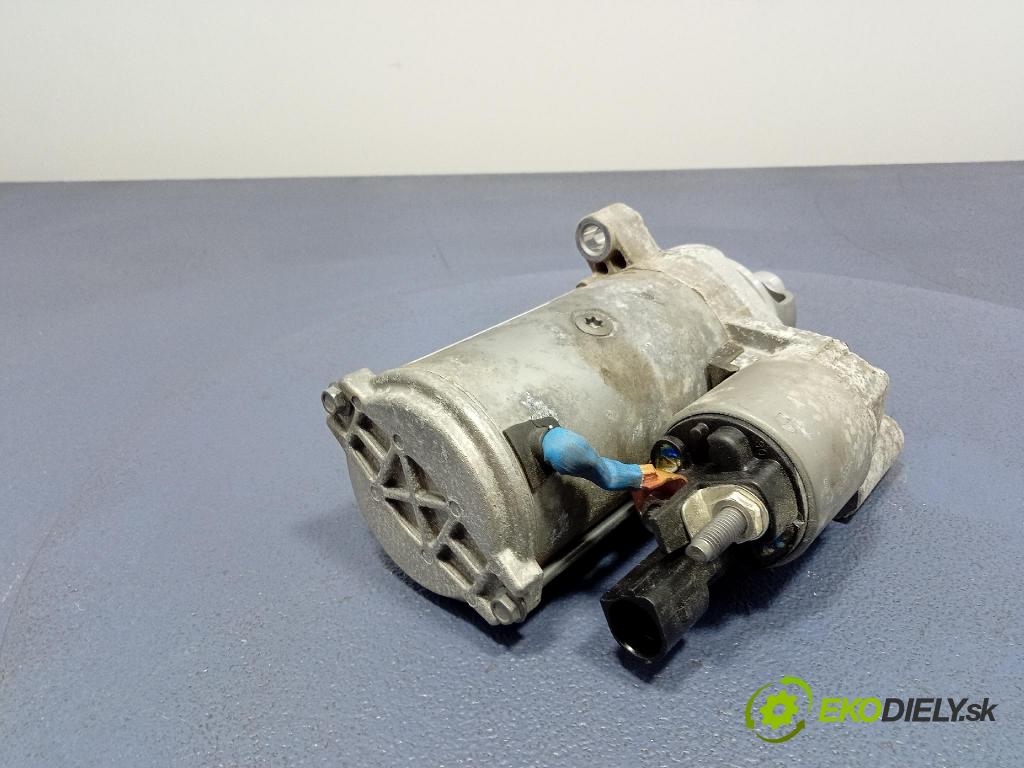 Audi Q7 2024 štartér 057911022