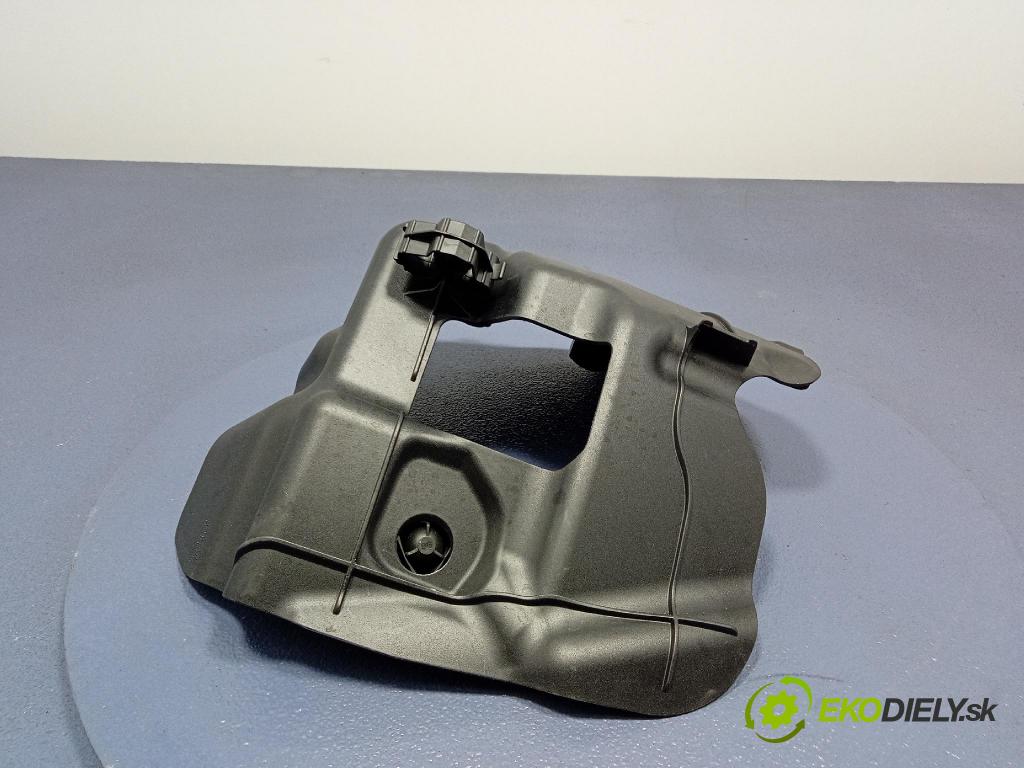 Audi Q7 2024 kryt Motor: 4M0103926G