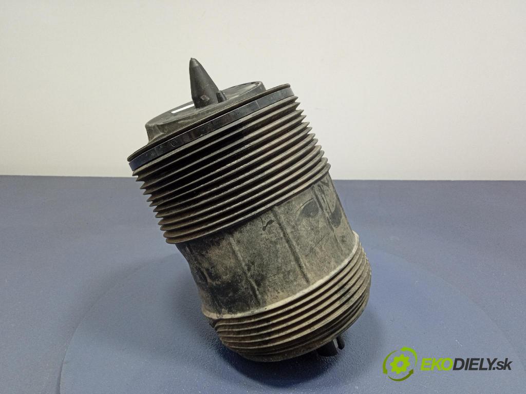 Audi Q7 2024 pružina zad 4M0616002AK