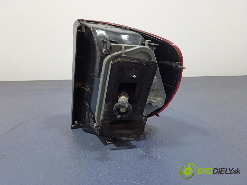 Vw Fox 2006 svetlo / reflektor zad ľavá Vonkajsia: 5Z0945095