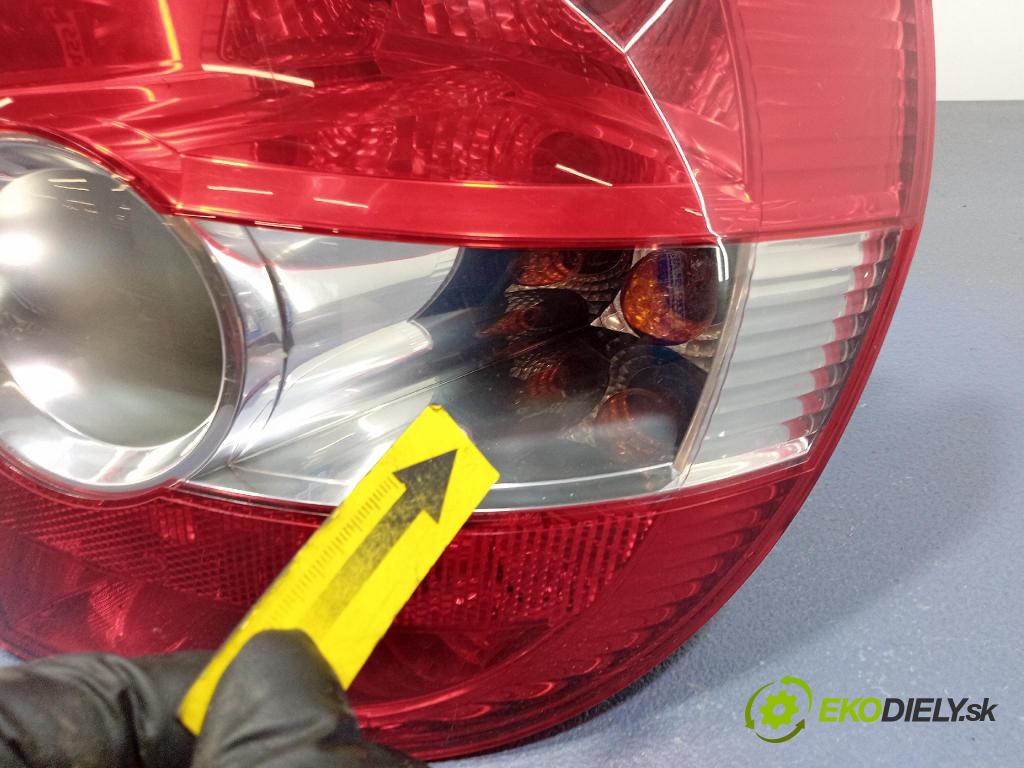 Vw Fox 2006 svetlo / reflektor zad Prava: Vonkajsia: 5Z0945096
