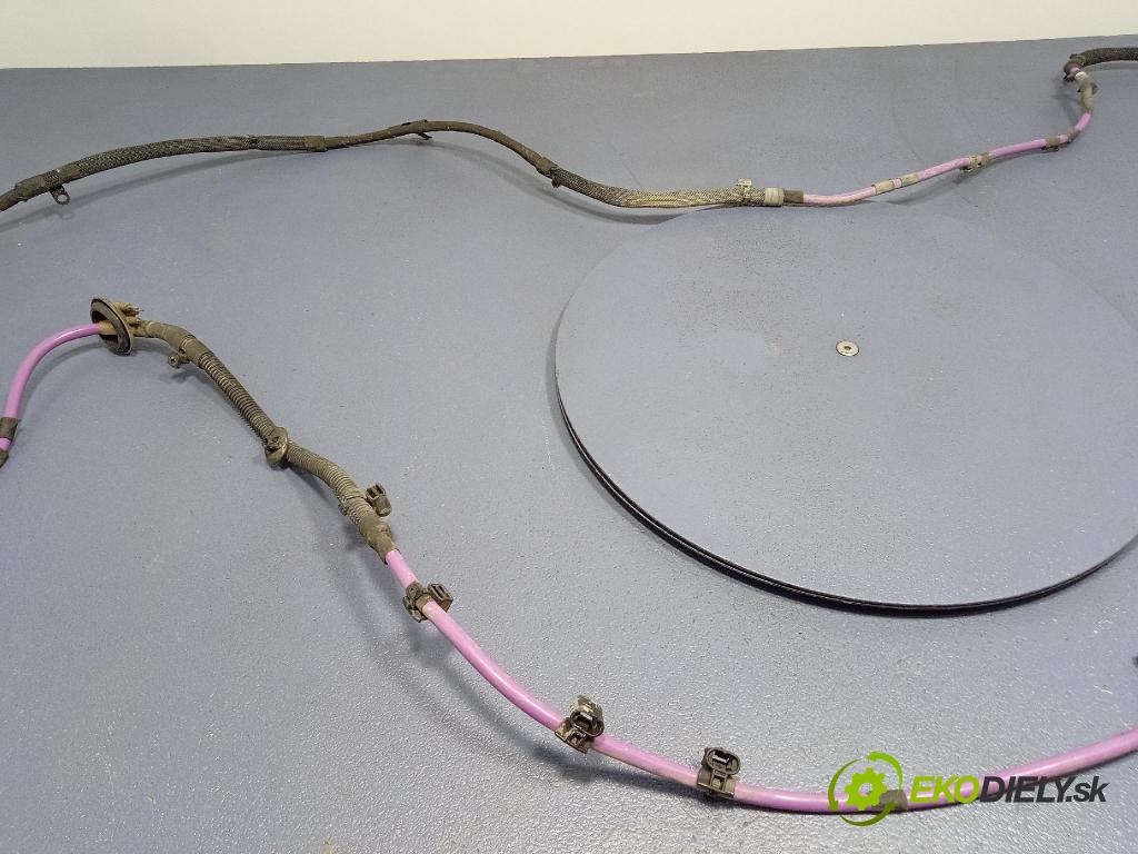 Audi Q7 2024 instalace Elektrický: 4M0971227DA