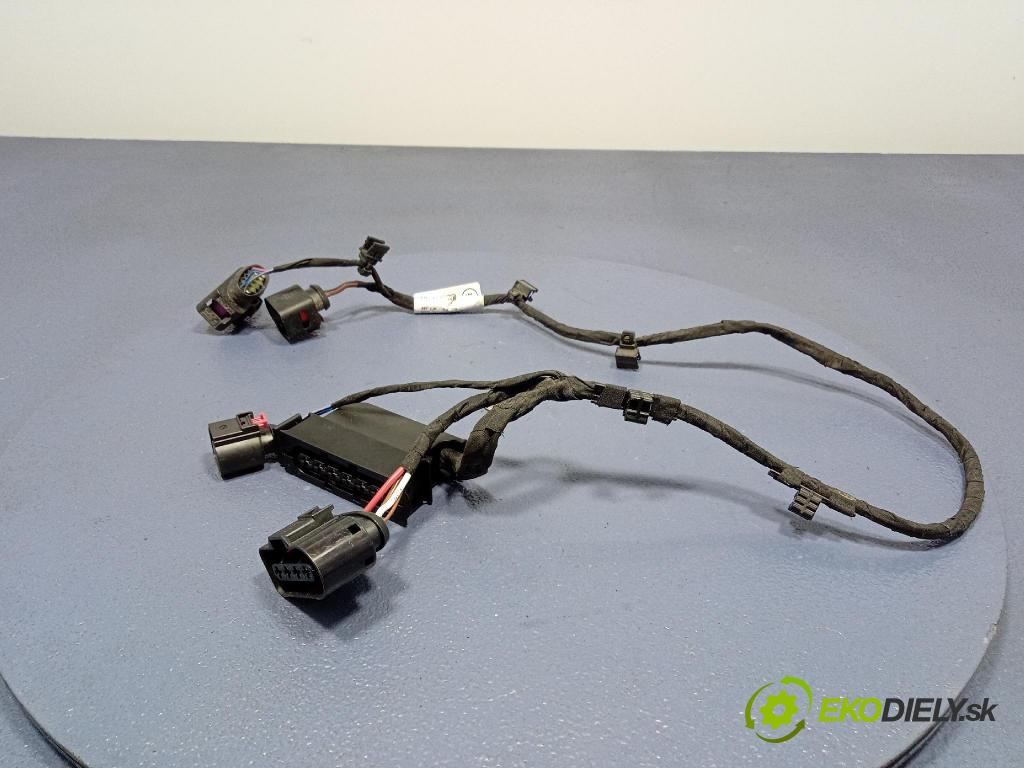 Audi Q7 2024 instalace Elektrický: 4M0971727S