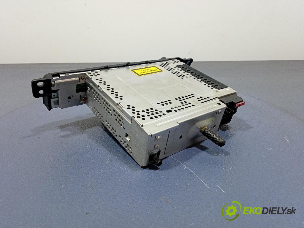 Bmw Seria 3 2003 Radio I Navigácia: 6943431