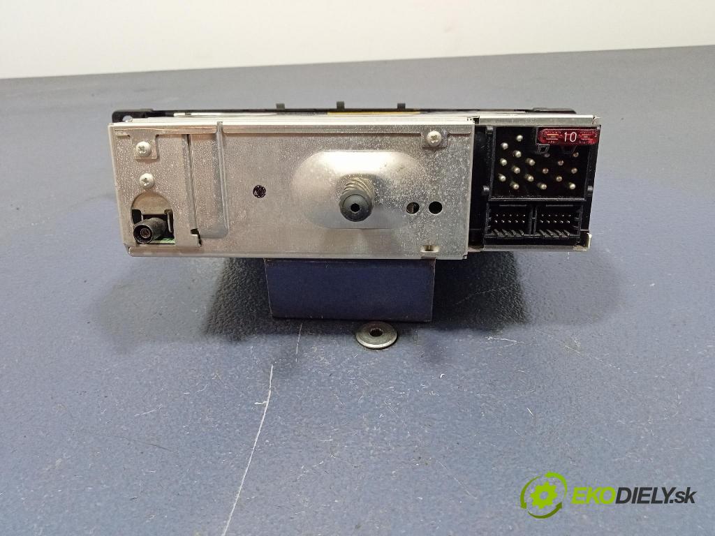 Bmw Seria 3 2003 Radio I Navigácia: 6943431