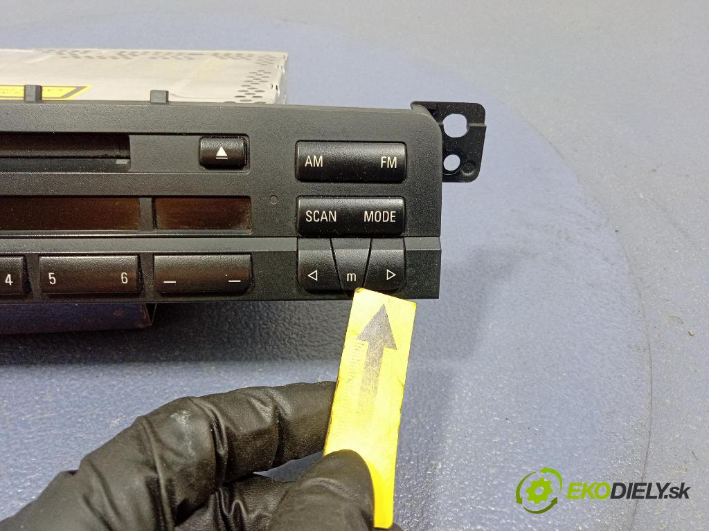 Bmw Seria 3 2003 Radio I Navigace: 6943431