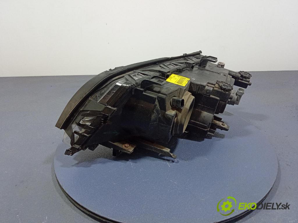 Bmw Seria 3 2003 Reflektor: v pravo: 0301177202