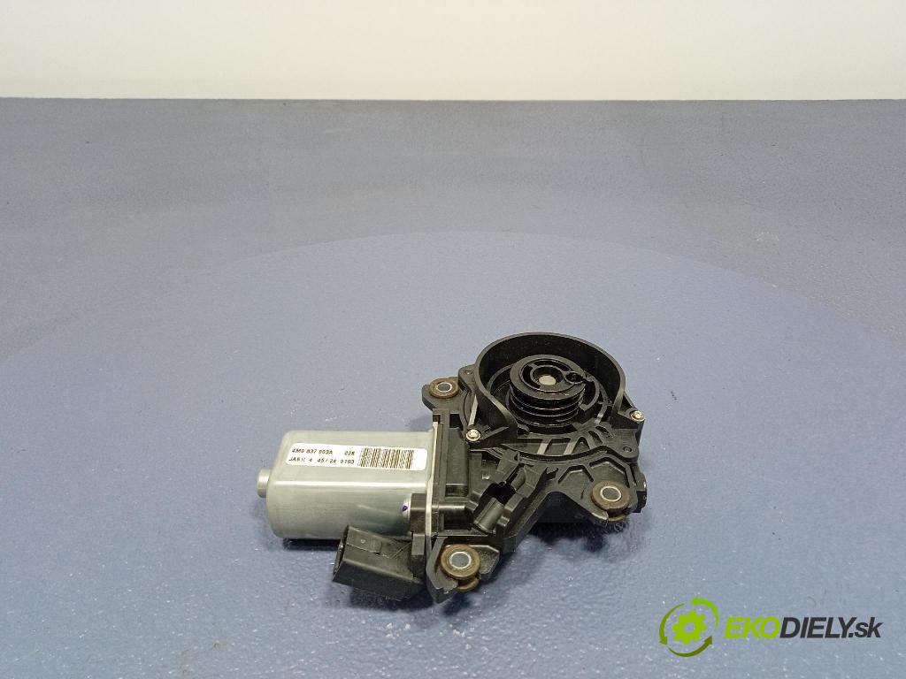 Audi Q7 2024 zámok dvere Predné Vľavo: 4M0837003A