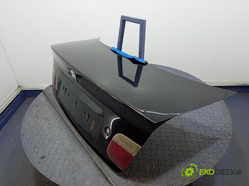 Bmw Seria 3 2003 zadna dveře kufra: kufra: