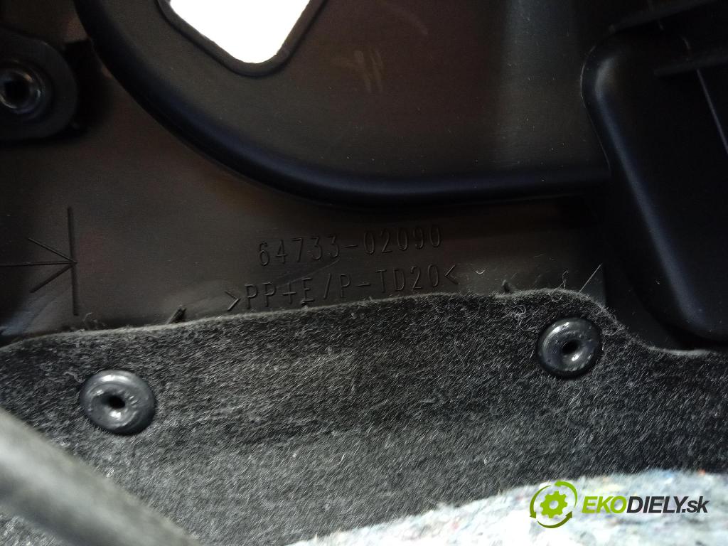 Toyota Auris 2016 Čalounictví: kufra: 64730-02200