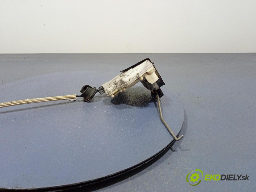 Audi A6 2005 zámok dvere Predné Vľavo: 4F1837015