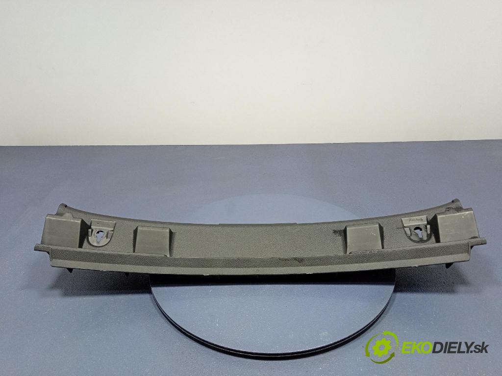 Toyota Auris 2016 kryt Plast: Interiéry: 64716-02140