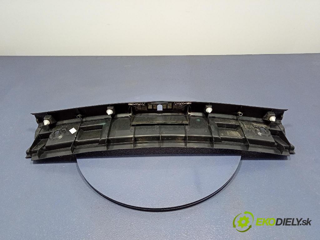 Toyota Auris 2016 kryt Plast: Interiéry: 64716-02140