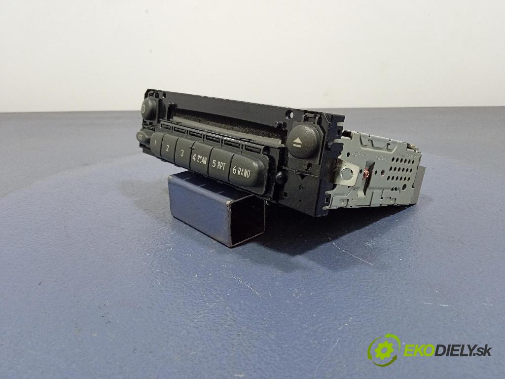 Toyota Yaris 2001 Radio I Navigácia: 86120-52030