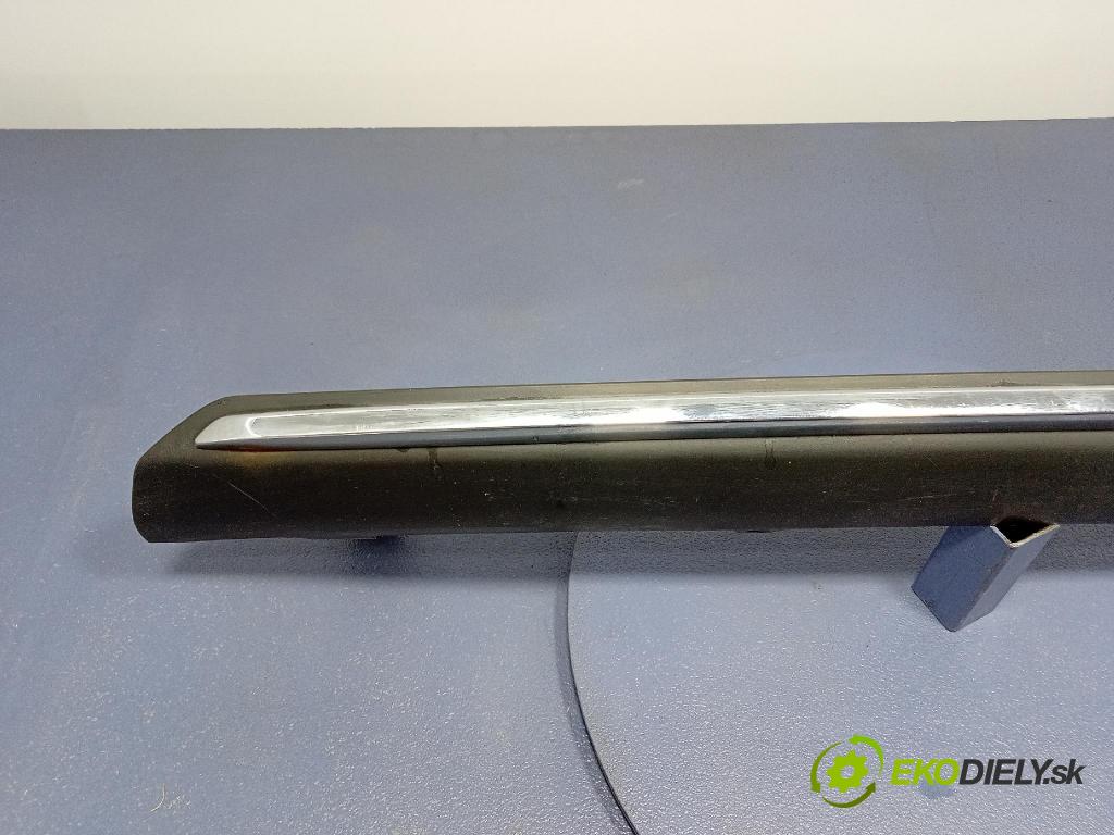 Toyota Auris 2016 Spoiler: 52453-02140