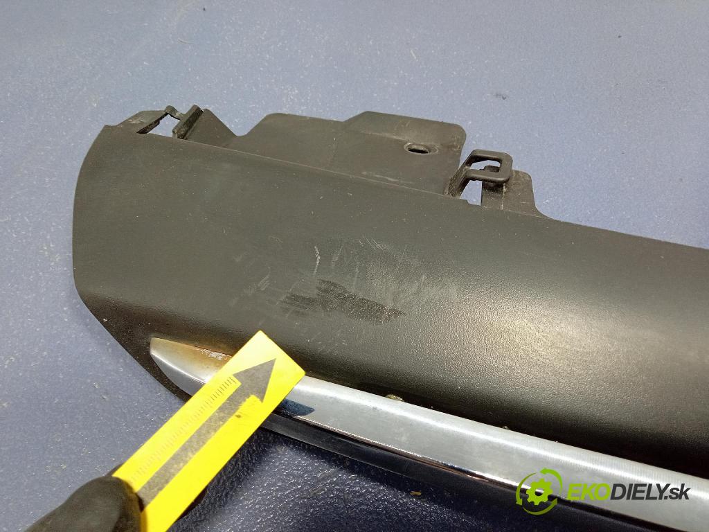 Toyota Auris 2016 spoiler 52453-02140