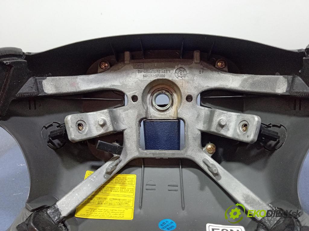 Kia Opirus 2005 volant 56121-3F000