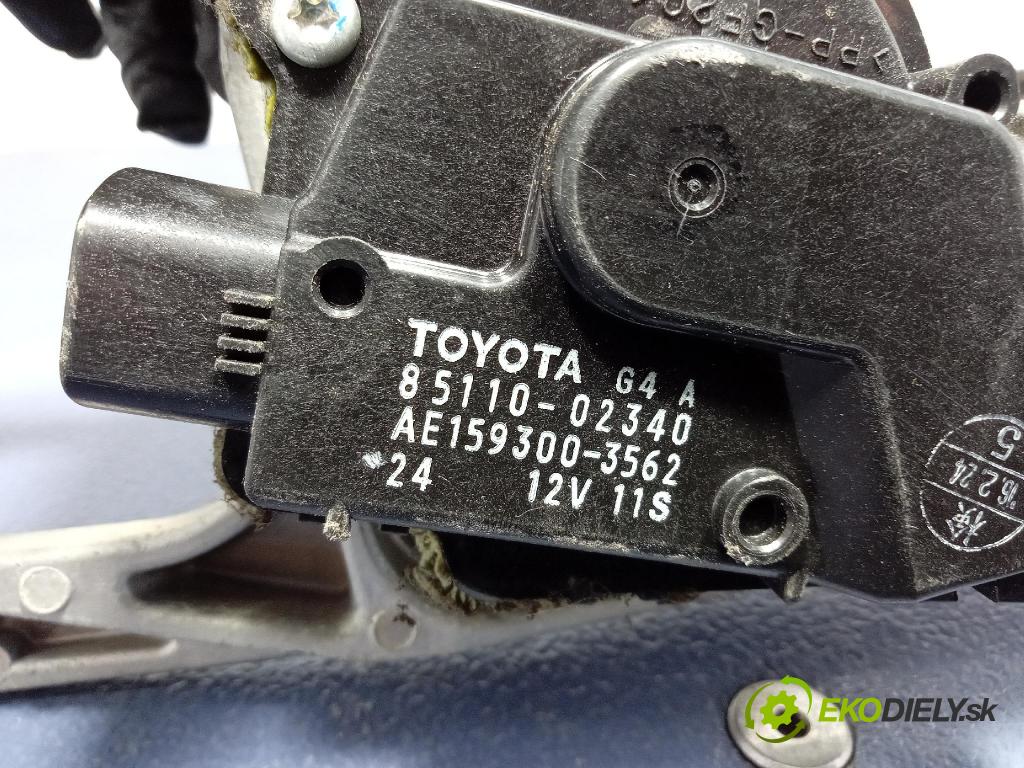 Toyota Auris 2016 mechanizmus motor: Stierače: Predné 85110-02340