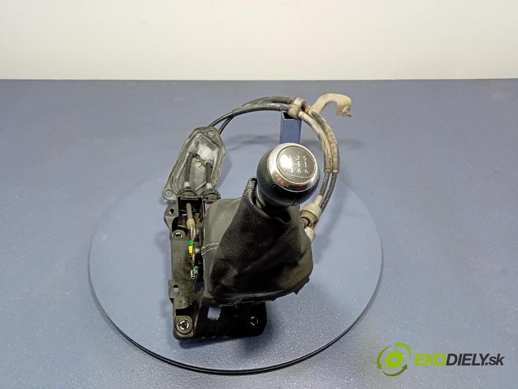 Toyota Auris 2016 Páka: Zmeny: